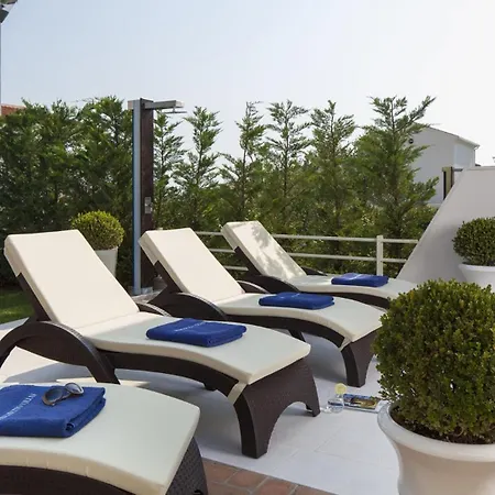 Villa Vita-vabriga By Guide